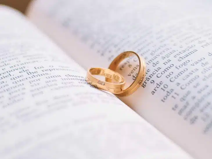 Une bijouterie chrétienne vous propose des alliances pour votre mariage